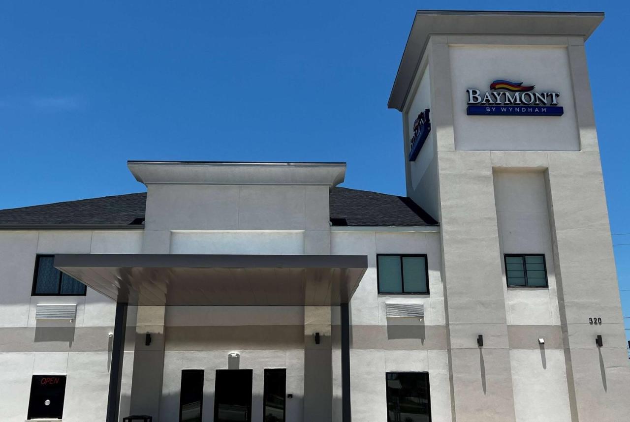 Baymont By Wyndham Freeport Texas Hotell Exteriör bild