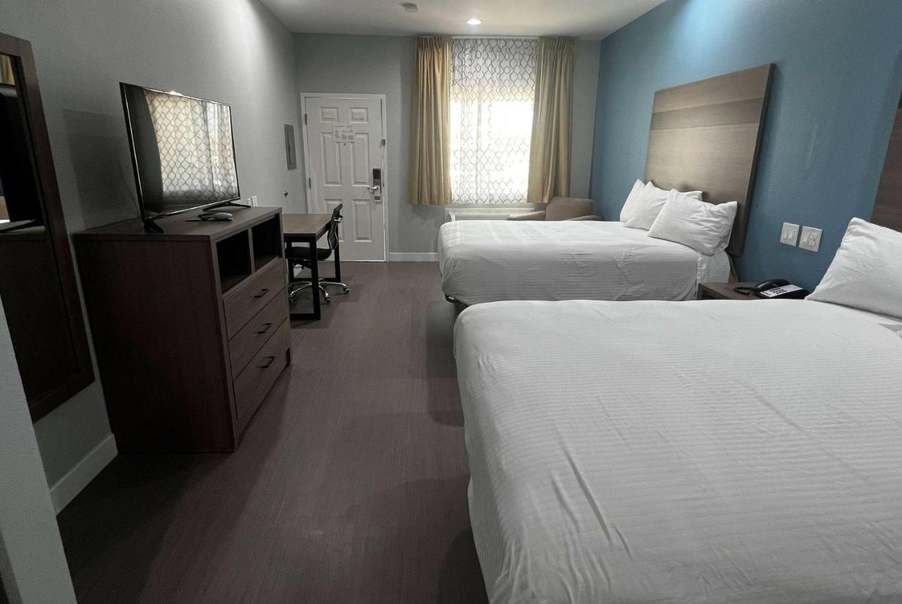 Baymont By Wyndham Freeport Texas Hotell Exteriör bild
