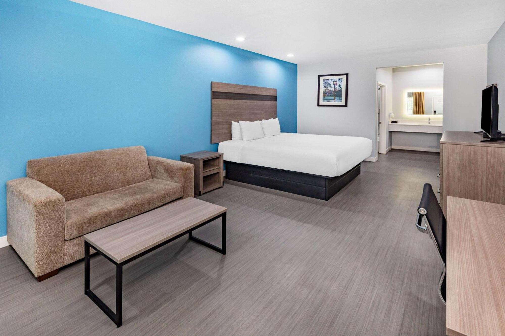 Baymont By Wyndham Freeport Texas Hotell Exteriör bild