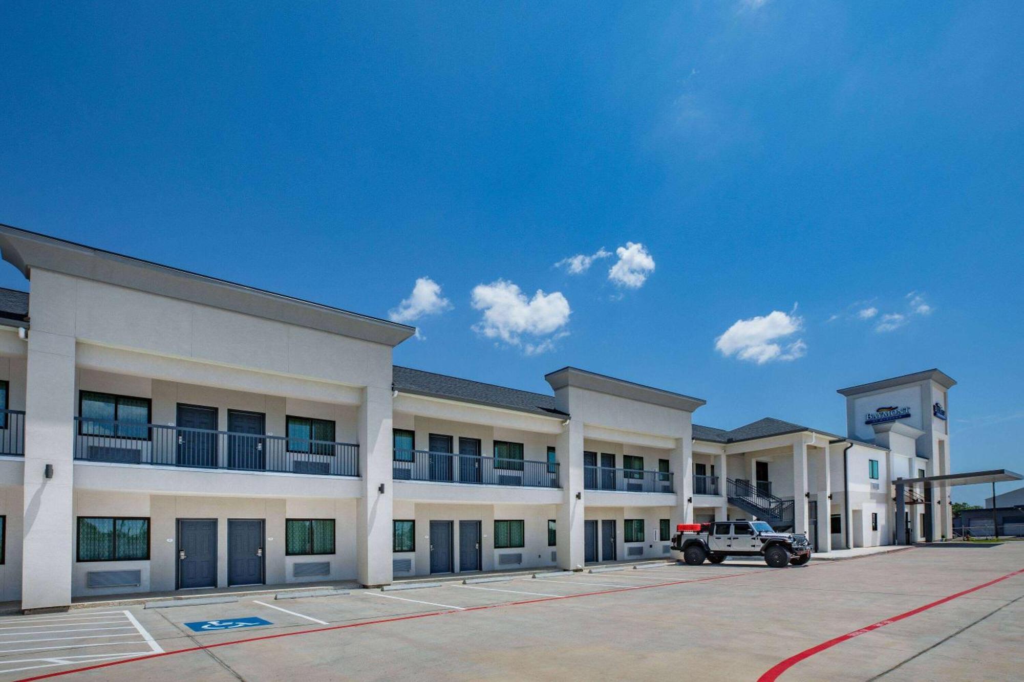 Baymont By Wyndham Freeport Texas Hotell Exteriör bild